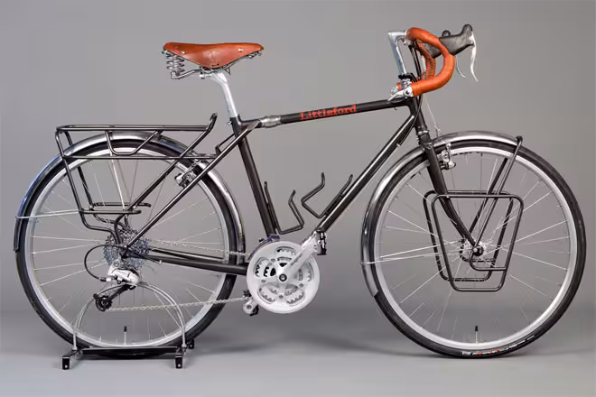 Watch this bike turn a ‘snowflake’ into one beautiful animated visual [VIDEO] Featured Image