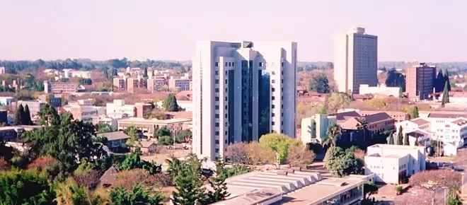 Zimbabwe gets cashless transactions via its first Universal Electronic Payment System Featured Image