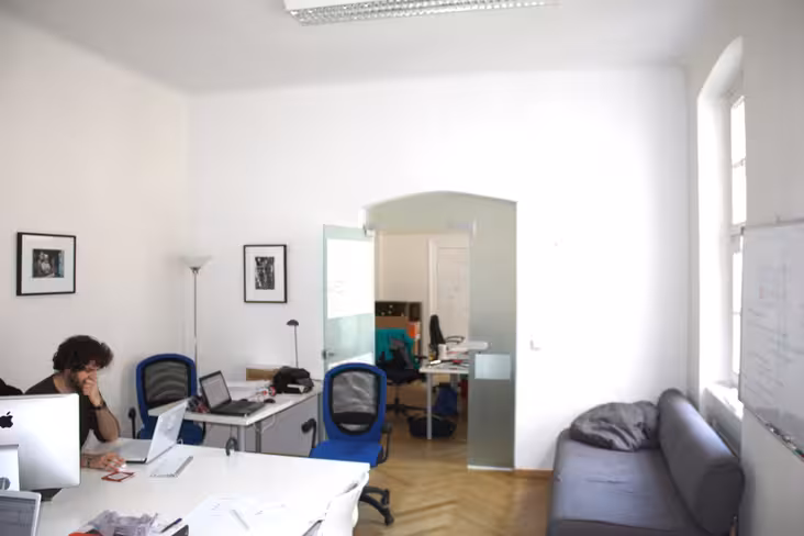10. Roomsurfer 01
