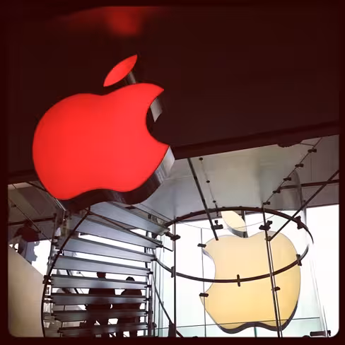 Apple store logo now (RED)