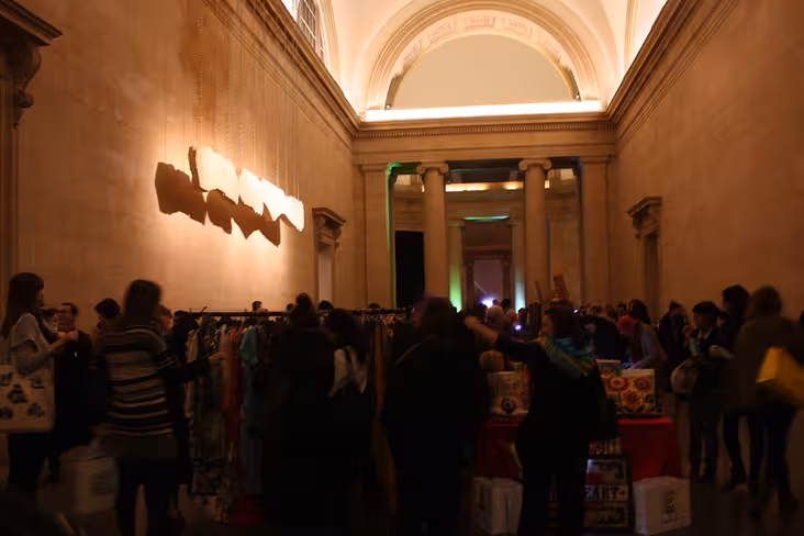 Main hall Etsy market