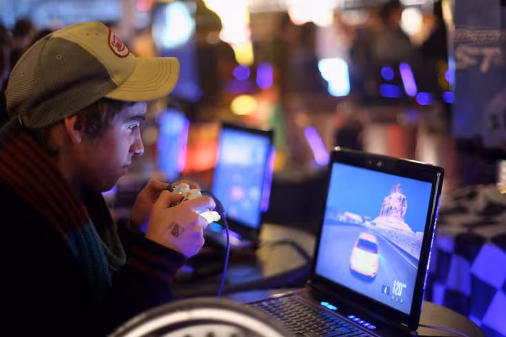 Germany's Best eSports Teams Gather At Intel Friday Night Games