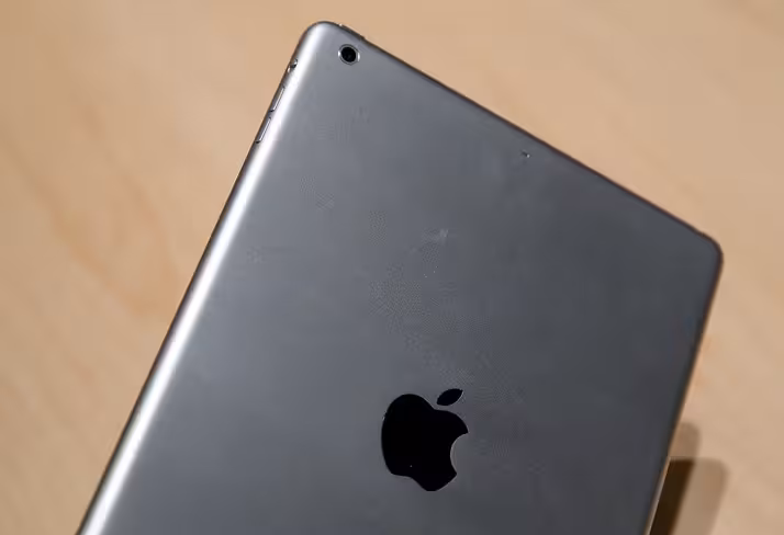 Apple Unveils New Versions Of Popular iPad