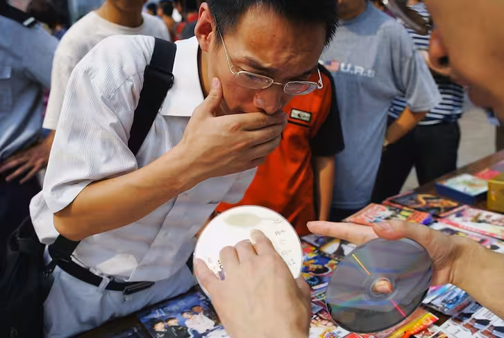 China To Intensify Campaigns To Fight Pirate
