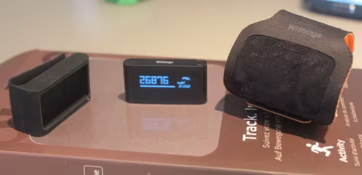 j-730x352