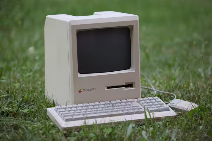 3-Macintosh Plus