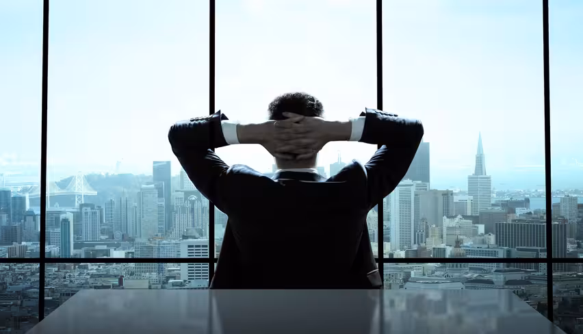 How to manage talented people by not bossing them around Featured Image