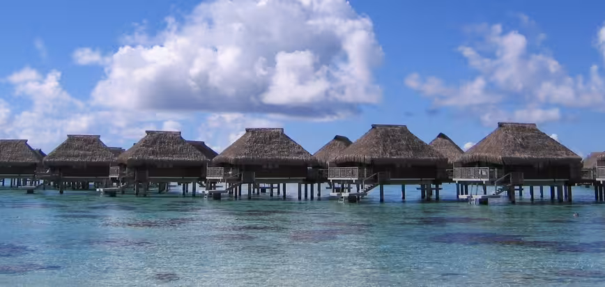 Holiday - Travel - Luxury