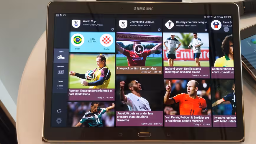 GalaxyTabS10_kick