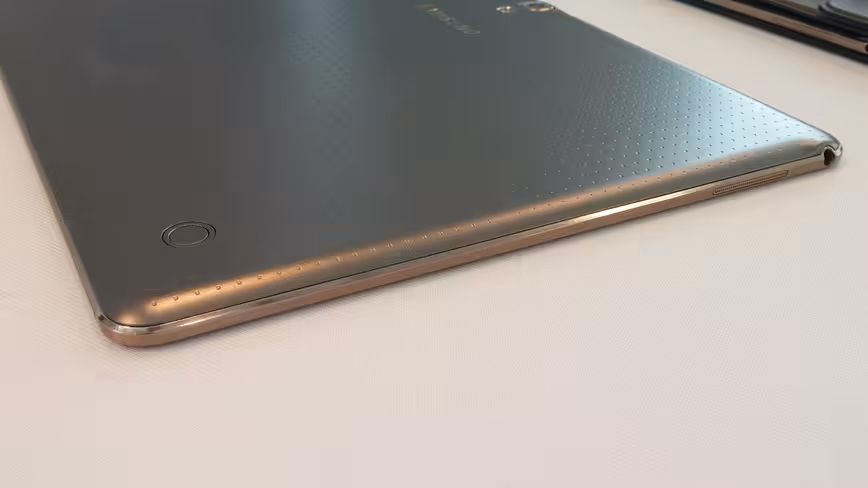 GalaxyTabS10_rear
