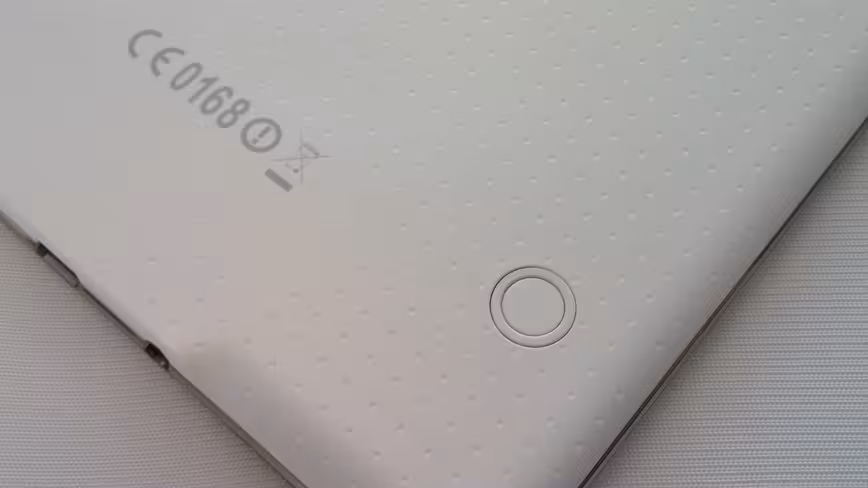 GalaxyTabS8_rear_attachment