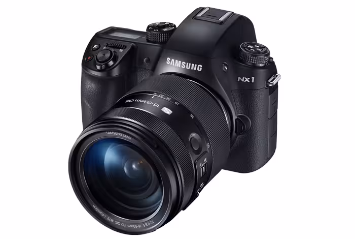 NX1-16-50MM_010_R-Perspactive_Black