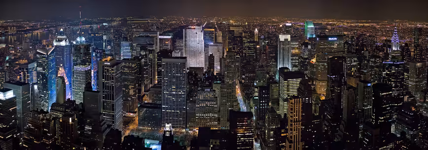 New_York_Midtown_Skyline_at_night_-_Jan_2006_edit1