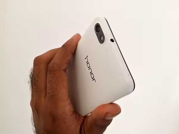 Holding Honor 4X
