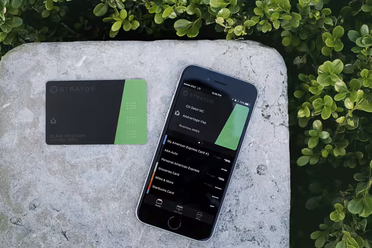 Stratos Card & App 1