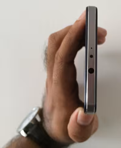 Honor 6 Plus top