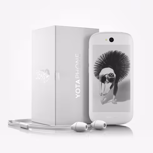 04_YotaPhone2_white