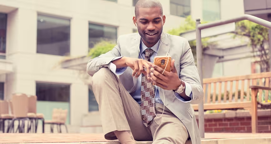 How to spend just $100 on a social media budget