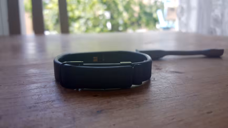Jawbone_UP3_closed