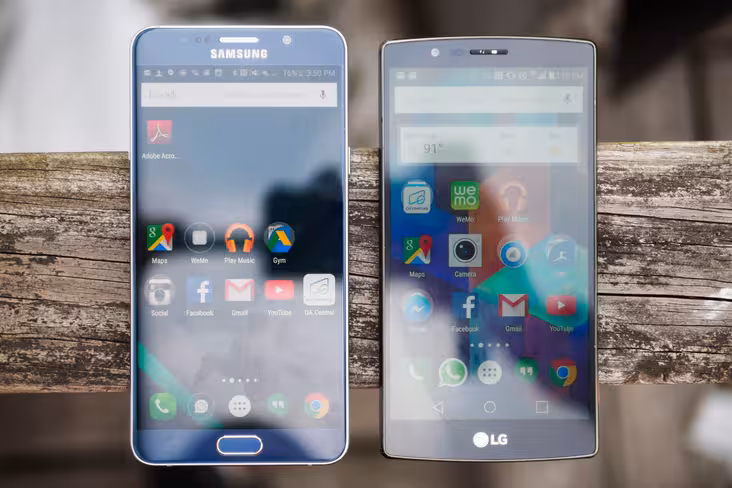 25 potential apps per page opposed to 16 on the G4