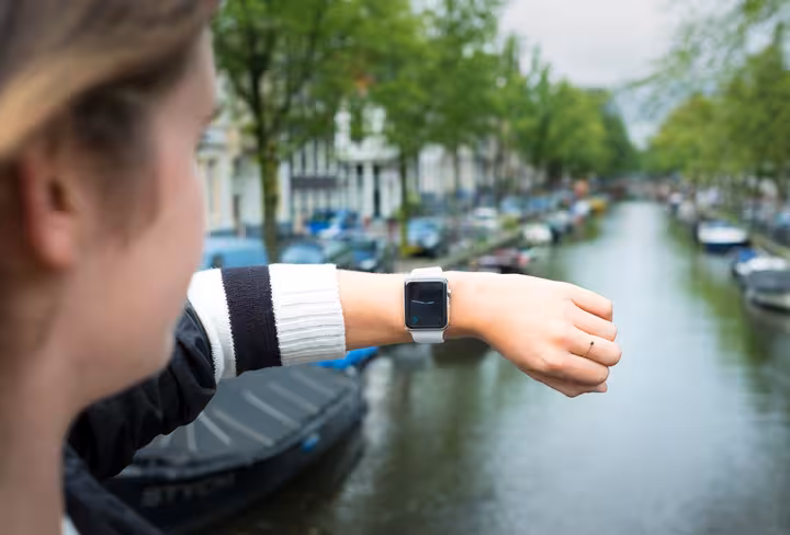 5 things I desperately want from the Apple Watch 2 Featured Image