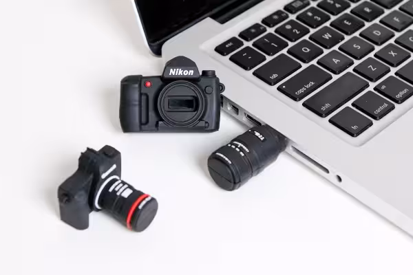 camera-usb-2879_600.0000001333589484