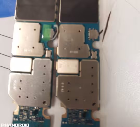 News vs Old. It's the thin grey piece near the top right of the circuitboard