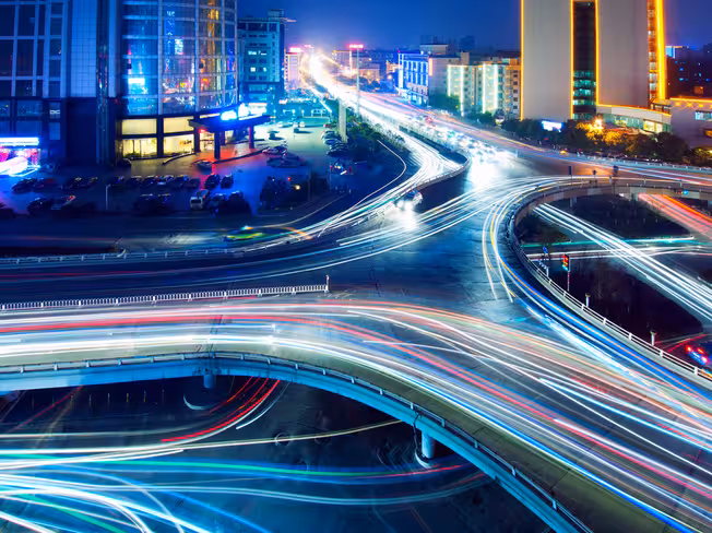 3 hacks to legitimately steal traffic from other sites without paying a dime Featured Image