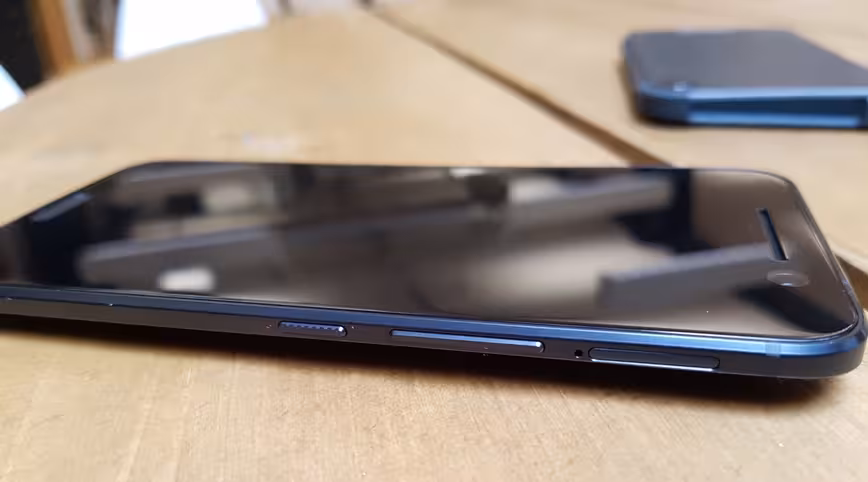 HTC10-side2