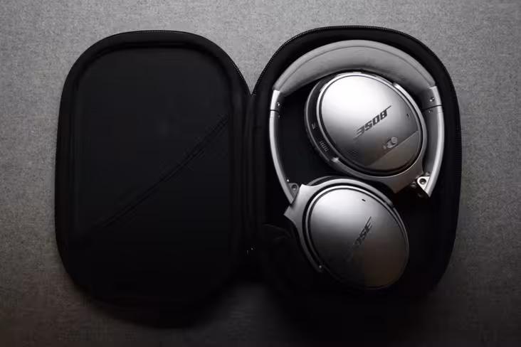 headphones_2