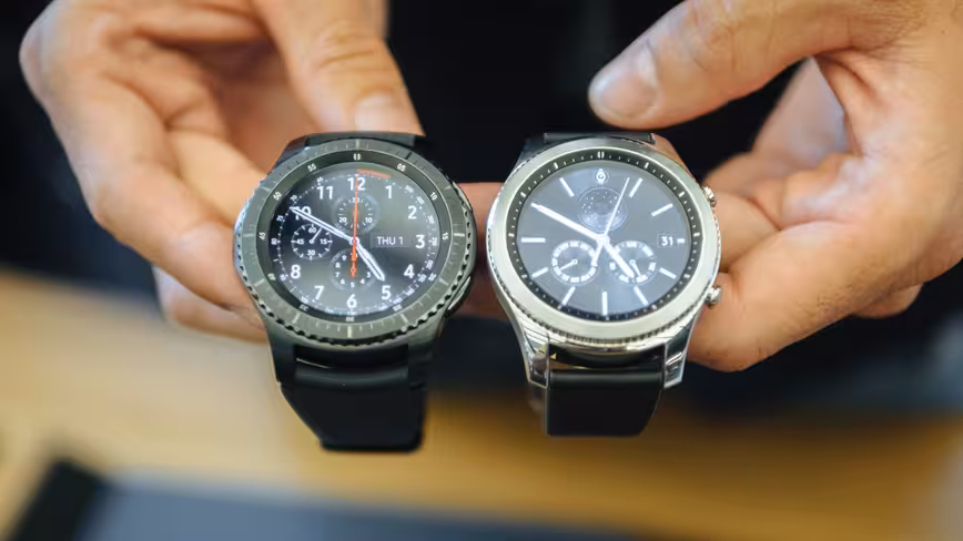 Fronter (left) vs Classic (right)