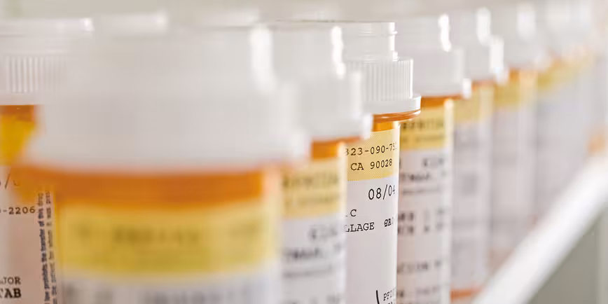 pills-prescription-bottles