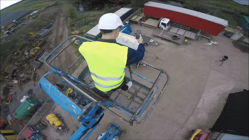 Watch this iPhone 7 survive a 40ft fall from a crane