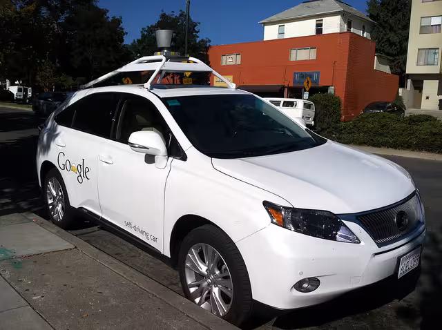 The first self-driving car by 2020: just another lofty promise? Featured Image