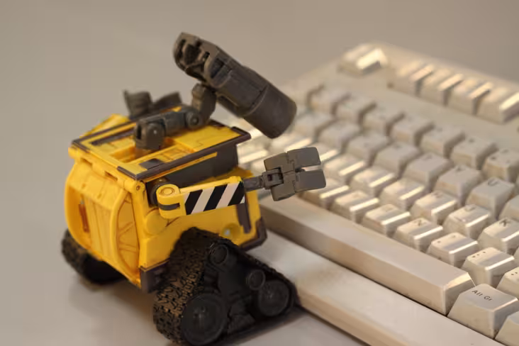 DoNotPay, the AI lawyer for your inbox, now lets you report businesses for tax fraud