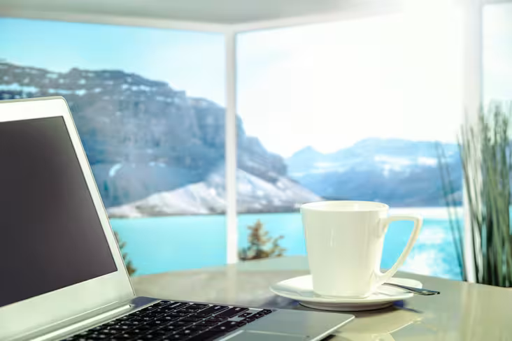 Stay connected and make money while traveling Featured Image