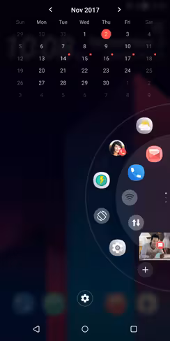 The squeezable U11+ pairs with the Edge Launcher feature that you can customize with your favorite apps