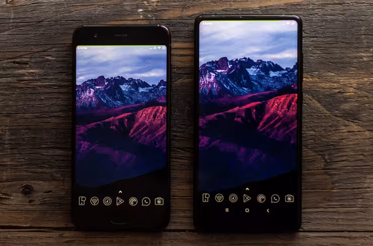 Mi 6 (left) vs. Mi Mix 2 (right)