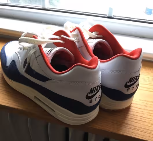 bitcoin, ethereum, nikes, cryptocurrency