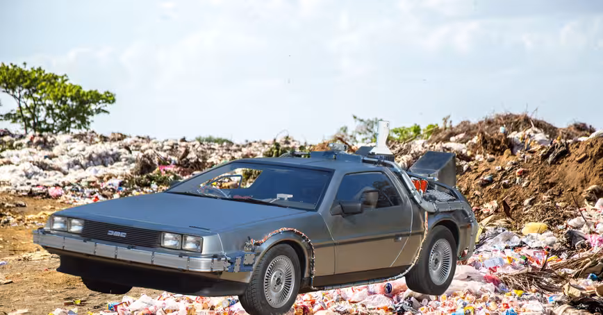 How we can turn plastic waste into green energy