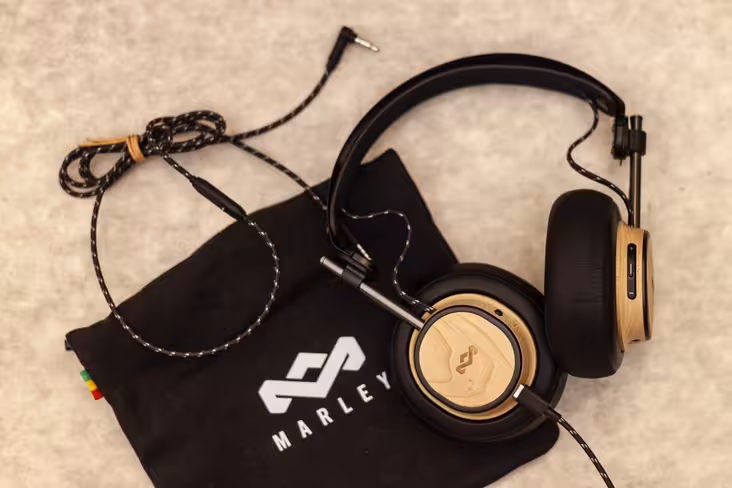 The Exodus headphones come with a 3.5mm cable, a USB-C charging cable, and a cloth carrying case