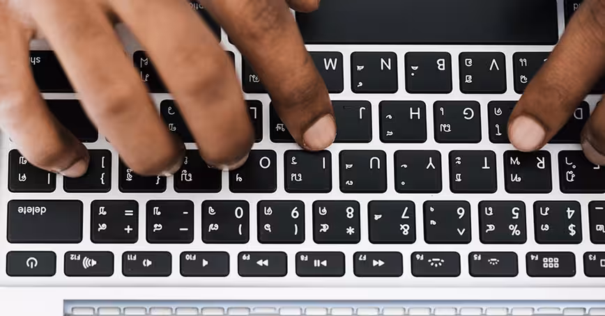 How to find special characters on your phone’s keyboard