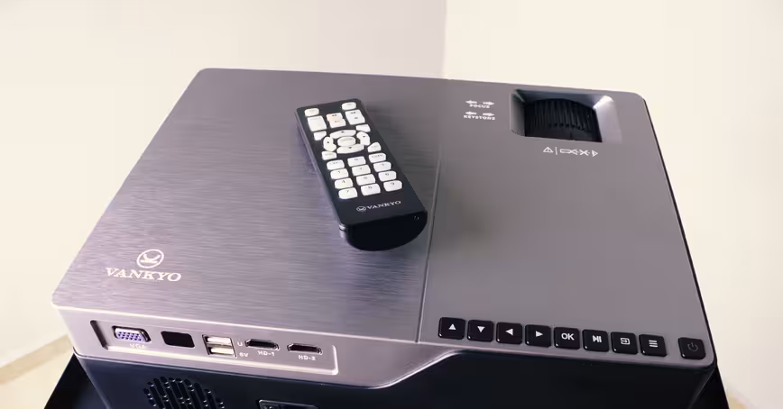 Review: Vankyo’s V600 is an inexpensive 1080p projector you can use in broad daylight