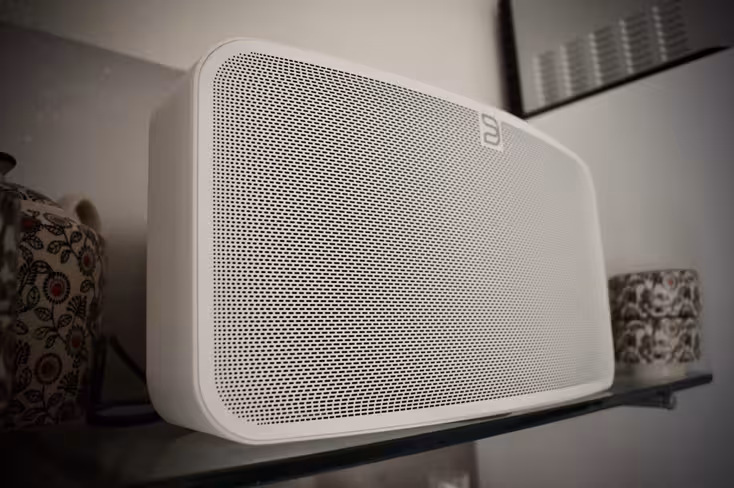 Bluesound Pulse Mini 2i side view