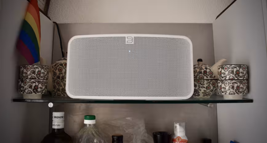 Bluesound Pulse Mini 2i shelves kitchen