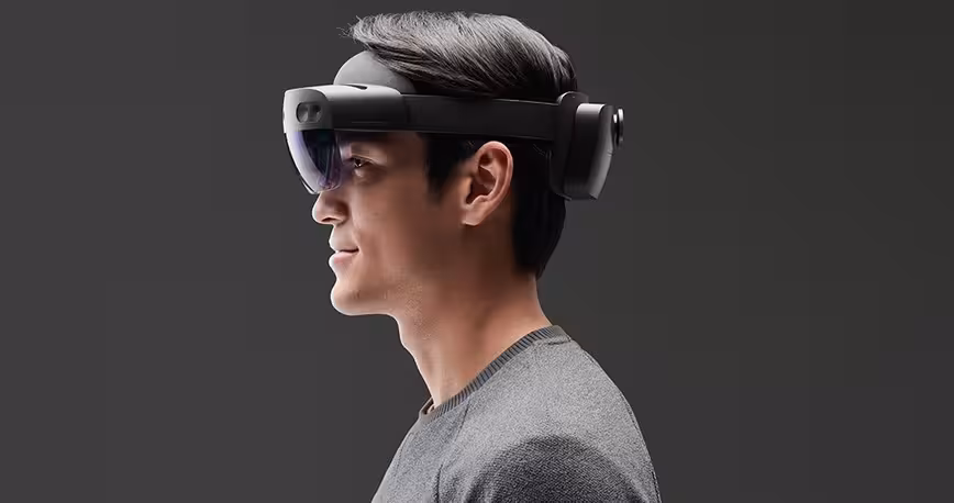 Microsoft’s HoloLens 2 will reportedly go on sale for $3,500 next month (Update: later this year)