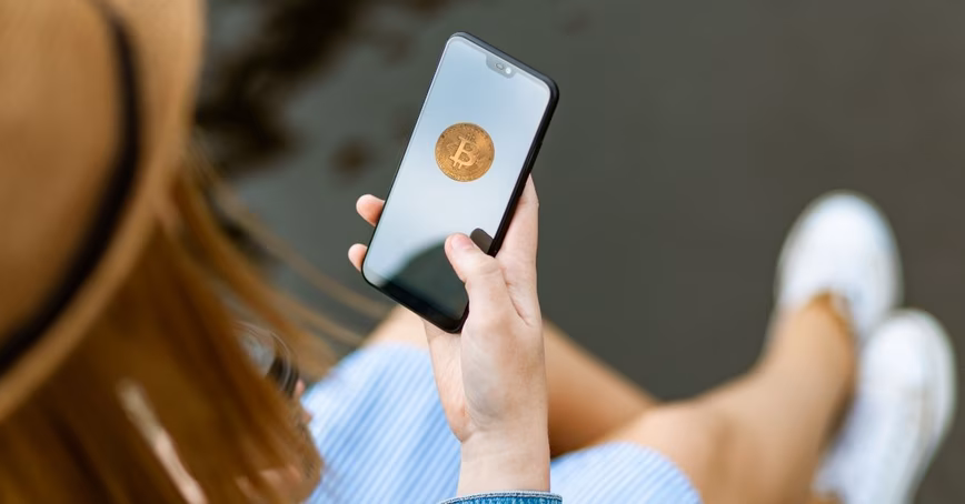 Cops nab fraudster by tracing phone number linked to Bitcoin purchases