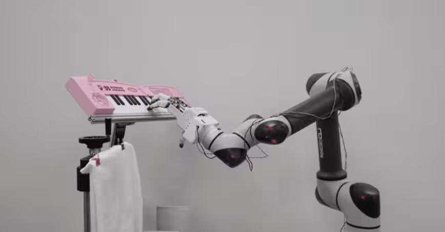 ’World’s strongest’ robotic hand can cut paper, hold eggs — and even play the piano