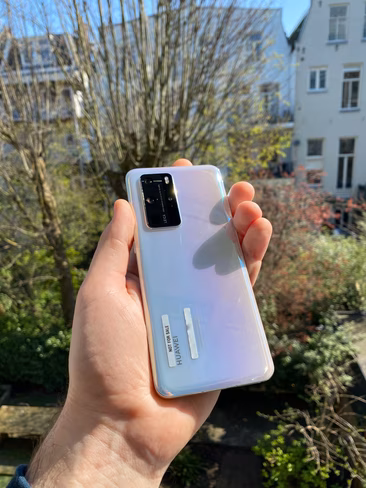 Huawei P40 Pro read shot aesthetic