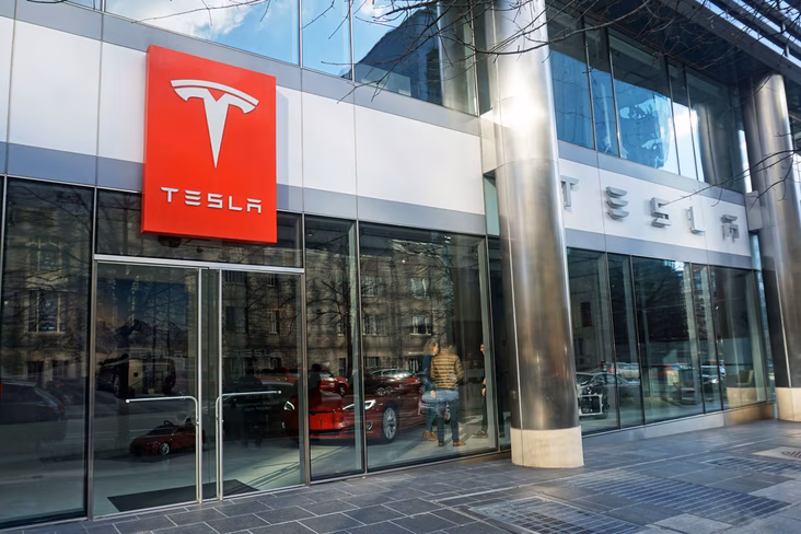 store, tesla, dealership
